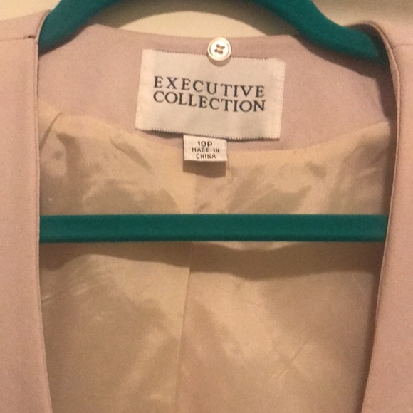 Women’s blazer - Picture 2 of 5